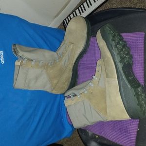 Men's Rugged Tan Outdoor Boots